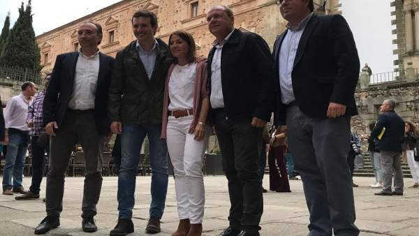 La alcaldesa de Cáceres respeta la candidatura de su hermana por Vox y dice que La alcaldesa de Cáceres respeta la candidatura de su hermana por Vox y dice que