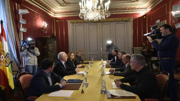 El Consejo del Dialogo Social aprueba la creación del Observatorio de la Industr El Consejo del Dialogo Social aprueba la creación del Observatorio de la Industr