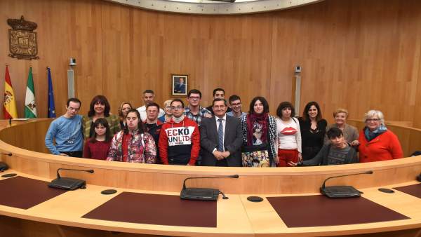 Granada.- La Diputación apuesta por la integración de las personas con discapaci Granada.- La Diputación apuesta por la integración de las personas con discapaci
