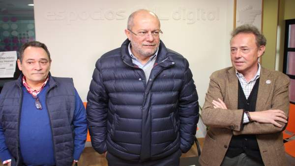 Foto mía, de izda a dcha, el candidato de C's por Soria al Congreso, Saturnino d Foto mía, de izda a dcha, el candidato de C's por Soria al Congreso, Saturnino d