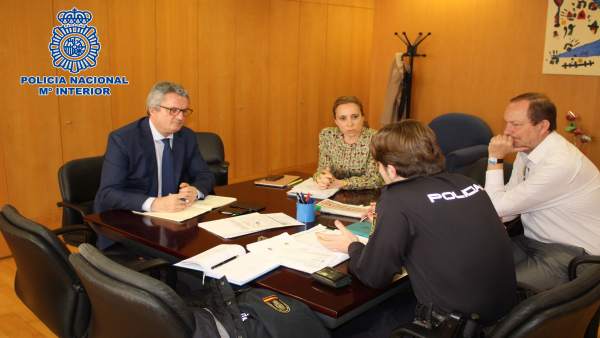 Almería.- La Policía Nacional pone en marcha talleres formativos ante agresiones Almería.- La Policía Nacional pone en marcha talleres formativos ante agresiones