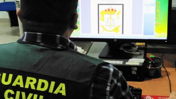 Investiguen una suposada agressió sexual d'un grup de menors a una xica també menor al juliol a Alacant Investiguen una suposada agressió sexual d'un grup de menors a una xica també menor al juliol a Alacant
