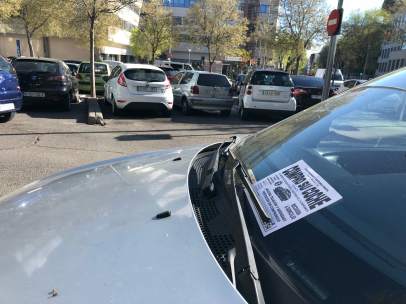 Publicidad de 'compro-coche' en un vehículo.