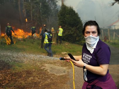 Contra el fuego en Rianxo