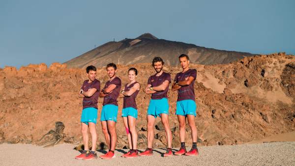 Tòfol, Jan, Eli, Aritz y Cristofer, posan en el Parque Nacional del Teide Tòfol, Jan, Eli, Aritz y Cristofer, posan en el Parque Nacional del Teide