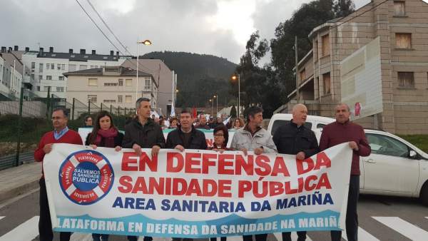 La comarca de A Mariña (Lugo) se manifiesta en defensa de la sanidad pública y p La comarca de A Mariña (Lugo) se manifiesta en defensa de la sanidad pública y p