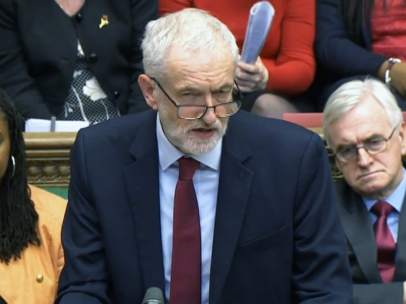 Jeremy Corbyn compareciendo en la Cámara de los Comunes.