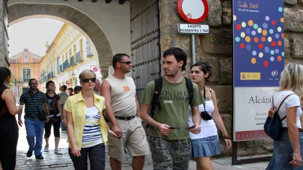 Ayuntamiento de Sevilla aprueba crear nueve apartamentos turísticos en un edific Ayuntamiento de Sevilla aprueba crear nueve apartamentos turísticos en un edific