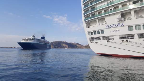 Una doble escala de cruceros trae a Cartagena a más de 5.000 turistas Una doble escala de cruceros trae a Cartagena a más de 5.000 turistas