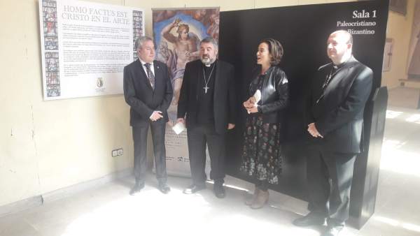 La alcaldesa ha participado en la inauguración de la exposición 'Homo factus est La alcaldesa ha participado en la inauguración de la exposición 'Homo factus est