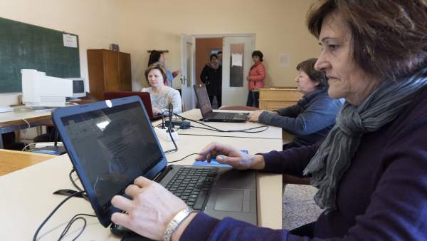 La Diputación de Huesca trabaja en cerca de la mitad de las 321 poblaciones rura La Diputación de Huesca trabaja en cerca de la mitad de las 321 poblaciones rura