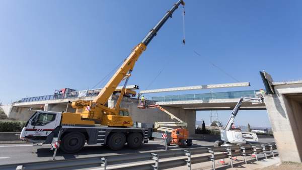 El puente de la carretera Tudela-Tarazona podría ponerse en servicio la semana d El puente de la carretera Tudela-Tarazona podría ponerse en servicio la semana d