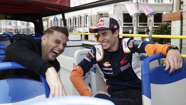 El futbolista Joaquín y el piloto Marc Márquez El futbolista Joaquín y el piloto Marc Márquez