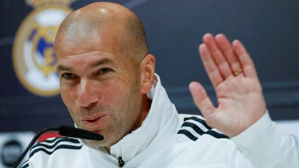 Zinedine Zidane, en rueda de prensa Zinedine Zidane, en rueda de prensa