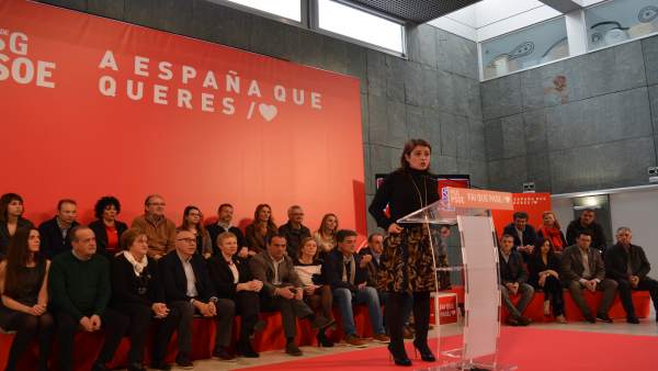 Adriana Lastra (PSOE) llama a 'frenar' en las urnas 'el fascismo' que está 'agaz Adriana Lastra (PSOE) llama a 'frenar' en las urnas 'el fascismo' que está 'agaz