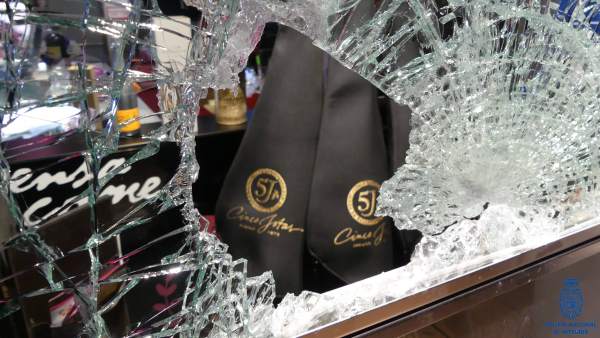 Detenido por robar jamones de una tienda de Santander Detenido por robar jamones de una tienda de Santander