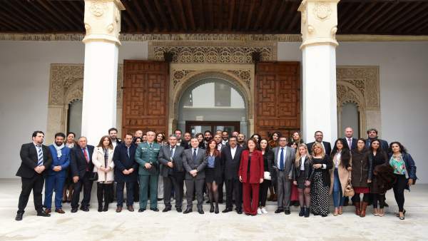 Page rechaza 'la dinámica supremacista que está naciendo en España' y pide estar Page rechaza 'la dinámica supremacista que está naciendo en España' y pide estar