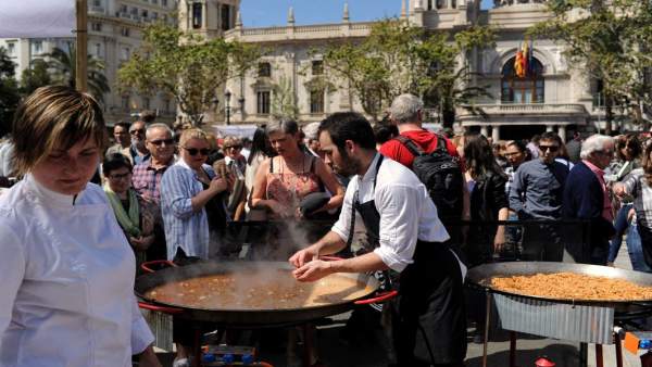 COCINEROS CON DOS ESTRELLAS MICHELIN Y CUATRO SOLES REPSOL, ENTRE LAS PROPUESTAS COCINEROS CON DOS ESTRELLAS MICHELIN Y CUATRO SOLES REPSOL, ENTRE LAS PROPUESTAS