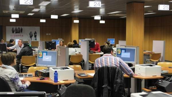 Hacienda alavesa recuperó casi 800.000 euros de contribuyentes que no realizaron Hacienda alavesa recuperó casi 800.000 euros de contribuyentes que no realizaron