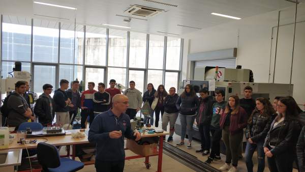 Jaén.- La EPS de Linares promociona sus ingenierías entre los estudiantes de Bac Jaén.- La EPS de Linares promociona sus ingenierías entre los estudiantes de Bac