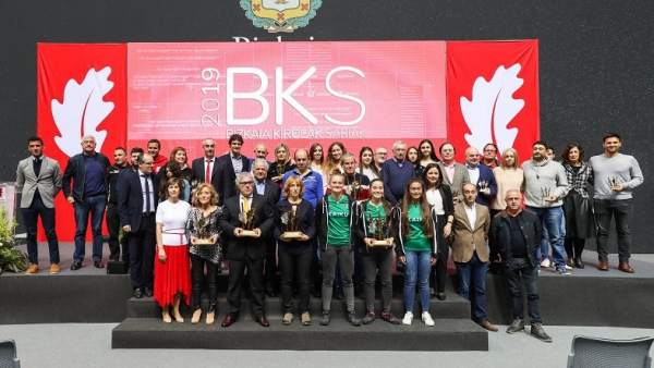 --La Diputación Foral De Bizkaia Premia Al Deporte Base Del Territorio En La Déc --La Diputación Foral De Bizkaia Premia Al Deporte Base Del Territorio En La Déc