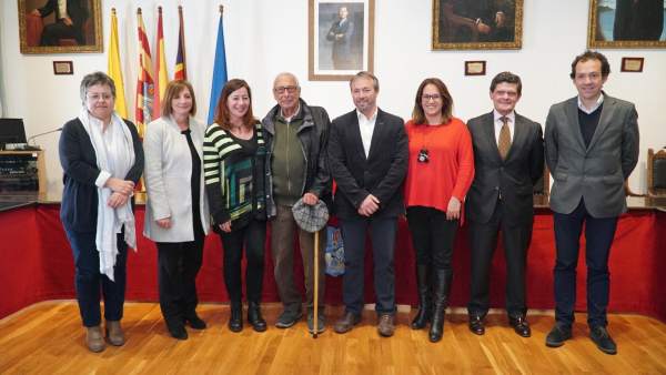 El Govern firma la compra de los Quarters des Castell para destinarlos a usos pú El Govern firma la compra de los Quarters des Castell para destinarlos a usos pú