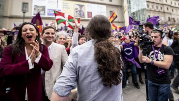 Iglesias, en su primer mitin tras la baja de paternidad, en marzo. Iglesias, en su primer mitin tras la baja de paternidad, en marzo.