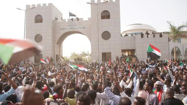 Omar al Bashir Omar al Bashir