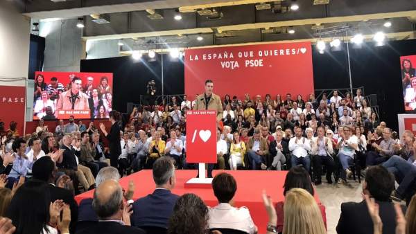 Pedro Sánchez, en un mitin Pedro Sánchez, en un mitin