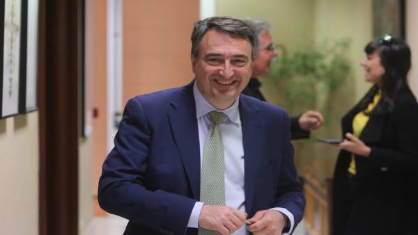 El PNV apoyó los decretos de Sánchez al constatar 'buena voluntad' del Gobierno para rematar sus compromisos con Euskadi El PNV apoyó los decretos de Sánchez al constatar 'buena voluntad' del Gobierno para rematar sus compromisos con Euskadi