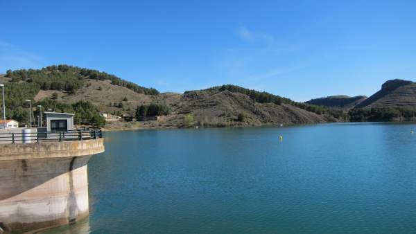 Los embalses de la Cuenca del Ebro se encuentran al 71% de su capacidad Los embalses de la Cuenca del Ebro se encuentran al 71% de su capacidad