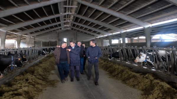 Rural.- 28A.- Feijóo dice que 'ante los que hablan con catastrofismo', el PP es el 'único que defiende el rural' Rural.- 28A.- Feijóo dice que 'ante los que hablan con catastrofismo', el PP es el 'único que defiende el rural'