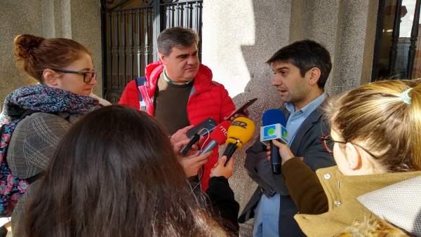 Jorge Suárez hace declaraciones a los medios Jorge Suárez hace declaraciones a los medios