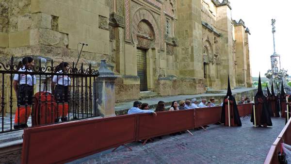 Córdoba.- S.Santa.- El calor dispara las asistencias de Cruz Roja en el Domingo de Ramos y quintuplica las de 2018 Córdoba.- S.Santa.- El calor dispara las asistencias de Cruz Roja en el Domingo de Ramos y quintuplica las de 2018