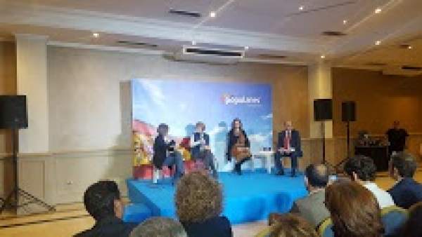 28A.-García Tejerina Defiende La PAC Ante Los Que No La Llevan En Su Agenda O Consideran Que Es Un 'Privilegio' 28A.-García Tejerina Defiende La PAC Ante Los Que No La Llevan En Su Agenda O Consideran Que Es Un 'Privilegio'