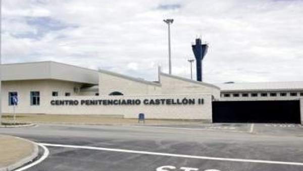 Un intern agredeix amb patades, cabotades i mossegades tres funcionaris de la presó d'Albocàsser, segons ACAIP Un intern agredeix amb patades, cabotades i mossegades tres funcionaris de la presó d'Albocàsser, segons ACAIP