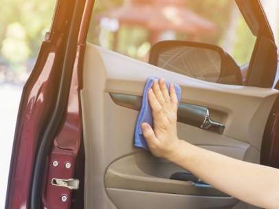 Si tienes alergia, así debes limpiar tu coche para minimizar sus síntomas