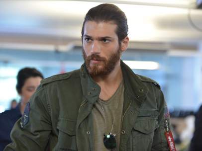 Can Yaman, actor de 'Erkenci Kus'