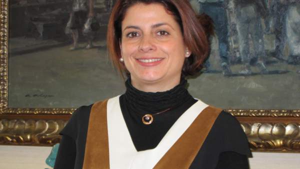 La alcaldesa de Teruel, Emma Buj, en el Ayuntamiento de la ciudad La alcaldesa de Teruel, Emma Buj, en el Ayuntamiento de la ciudad