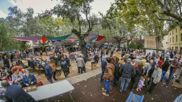 Un instante de la Fira de Tots Sants Un instante de la Fira de Tots Sants