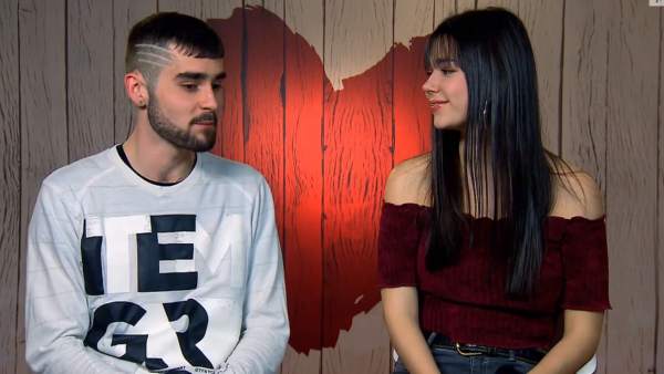 Adrián y Lorena, en 'First dates'. Adrián y Lorena, en 'First dates'.