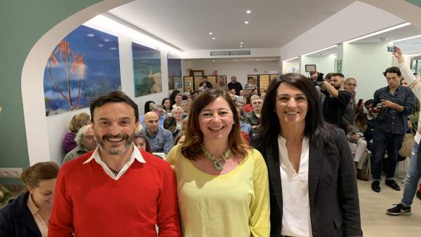 Más de 200 personas participan en la presentación de Ana Juan como candidata del PSIB al Consell de Formentera Más de 200 personas participan en la presentación de Ana Juan como candidata del PSIB al Consell de Formentera