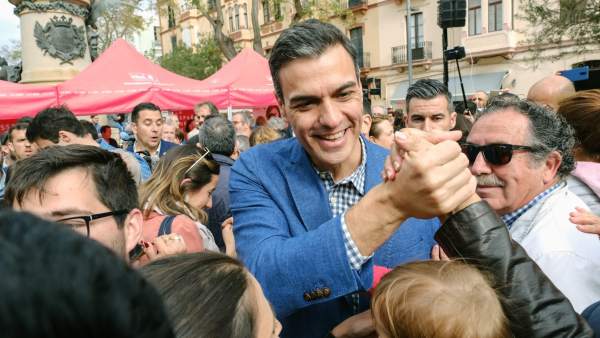 Pedro Sánchez hace campaña en Ibiza Pedro Sánchez hace campaña en Ibiza