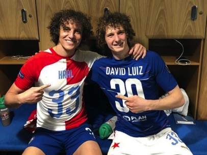 David Luiz y su doble, Alex Kral