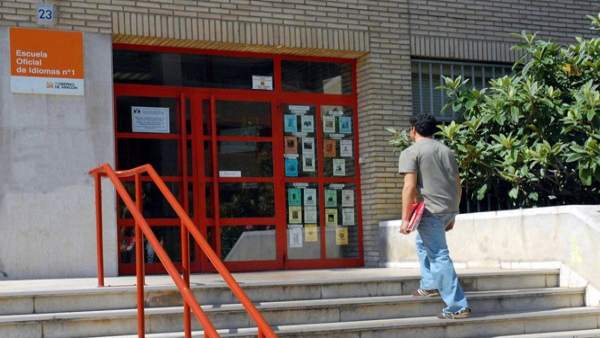 Casi 500 personas se presentan a las pruebas de nivel de lengua aragonesa Casi 500 personas se presentan a las pruebas de nivel de lengua aragonesa