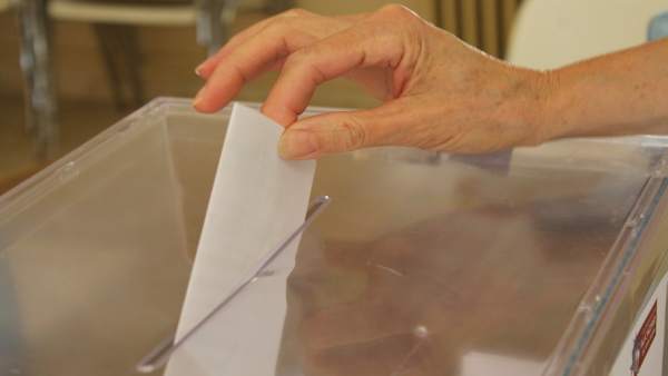 AMP.- 28A.- El PP ganaría las elecciones generales en Murcia con tres diputados e irrumpiría VOX con dos escaños AMP.- 28A.- El PP ganaría las elecciones generales en Murcia con tres diputados e irrumpiría VOX con dos escaños