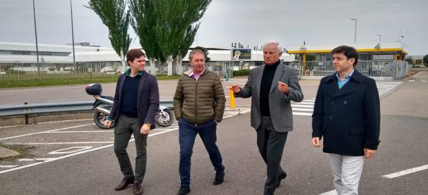 28A.- Zaragoza.- 'El Impuesto Al Diésel Ha Hecho Que Se Tambaleara El Sector De La Automoción', Dice Suárez (PP)