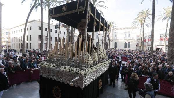 Almería.-Turismo.-S.Santa.-Los hosteleros hacen una balance 'satisfactorio' pese a detectar una ligera caída del consumo Almería.-Turismo.-S.Santa.-Los hosteleros hacen una balance 'satisfactorio' pese a detectar una ligera caída del consumo