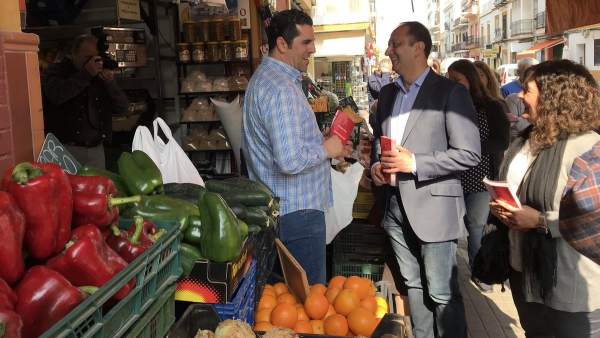 Sevilla.-28A.-Celis: 'Enfrente está lo más negro, tres derechas, que primero fueron por las mujeres y ahora por obreros' Sevilla.-28A.-Celis: 'Enfrente está lo más negro, tres derechas, que primero fueron por las mujeres y ahora por obreros'