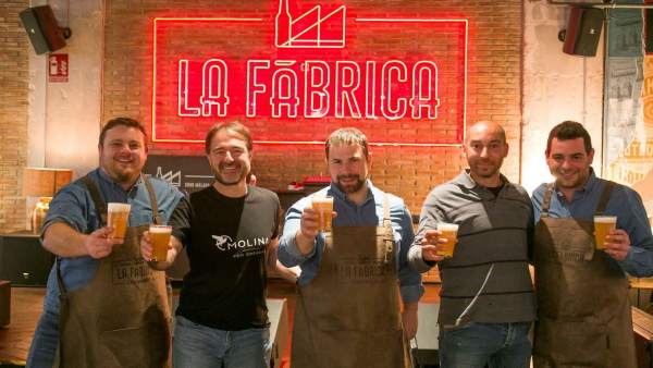 Málaga.- Cruzcampo elabora su primera cerveza ecológica en el espacio La Fábrica de Málaga Málaga.- Cruzcampo elabora su primera cerveza ecológica en el espacio La Fábrica de Málaga